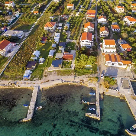 With Direct Access * Sveti Petar (Zadar)