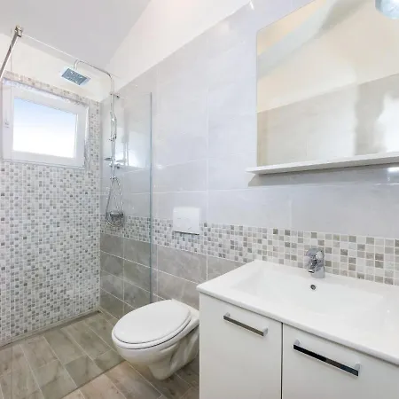 Apartment With Direct Access